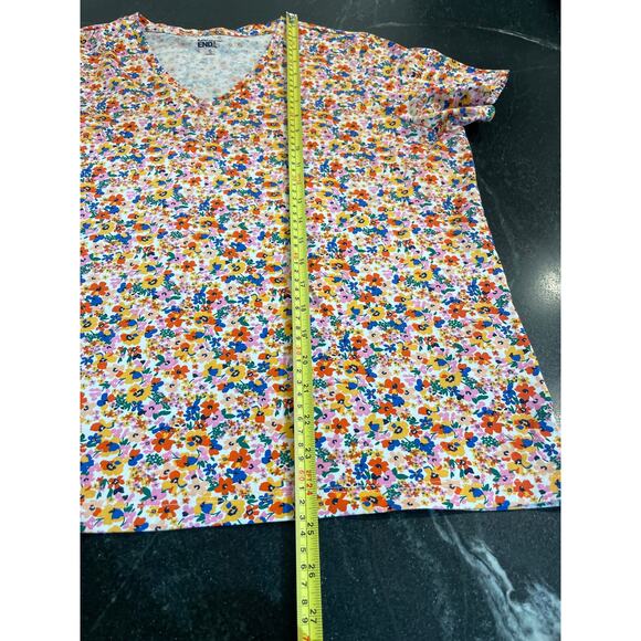 Land's End 100% Cotton floral v neck tee XL - Picture 8 of 10
